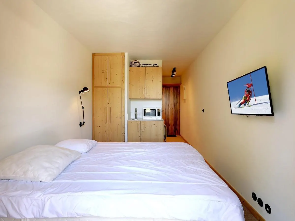 Studio Neuf Cosy A Courchevel 1850 Avec Parking Et Wi-Fi - Fr-1-575-92